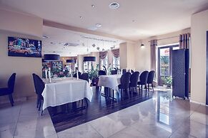 Hotel Niemcza SPA