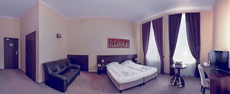Hotel Niemcza SPA