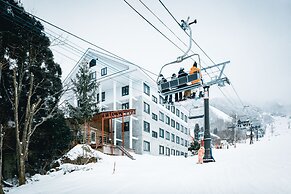 Condominium Hakuba Goryu
