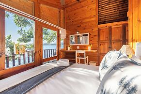 Under Milkwood Resort