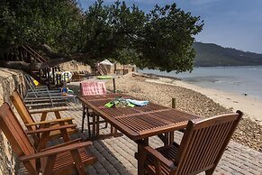 Under Milkwood Resort