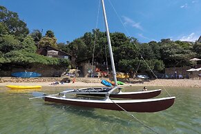 Under Milkwood Resort