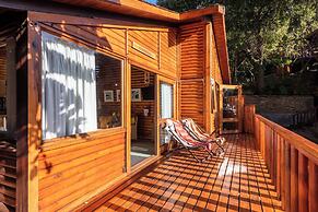 Under Milkwood Resort