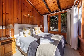 Under Milkwood Resort
