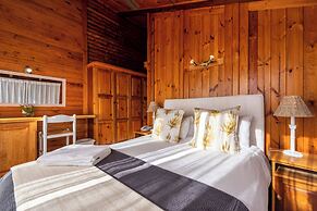 Under Milkwood Resort