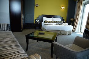 Royal Court Hotel