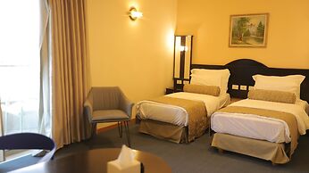 Royal Court Hotel