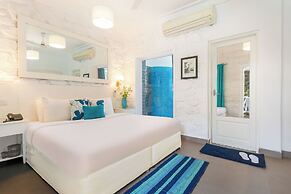 The Tamarind Hotel Anjuna, Goa