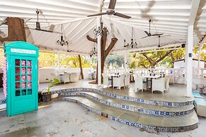 The Tamarind Hotel Anjuna, Goa