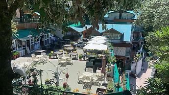 Hotel Mongas