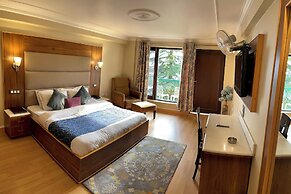 Hotel Mongas