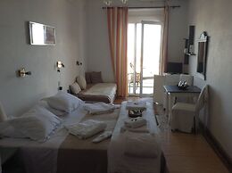 Hotel Akrotiri
