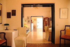 Hotel Akrotiri