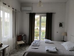Hotel Akrotiri