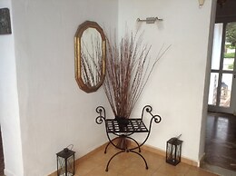 Hotel Akrotiri