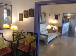 Hotel Akrotiri