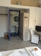 Hotel Akrotiri