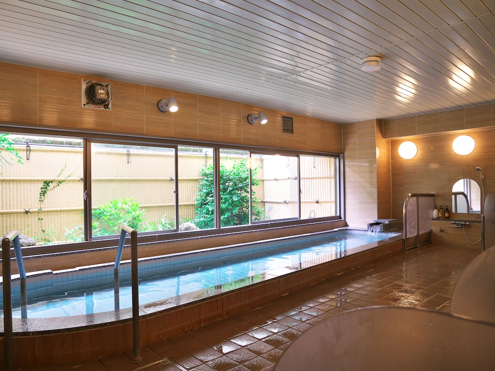 Wisterian Life Club Atami