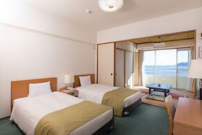 Wisterian Life Club Atami