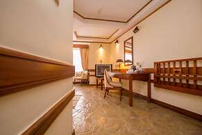 Muthu Silver Springs Hotel