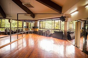 Muthu Silver Springs Hotel