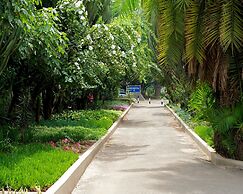 Muthu Silver Springs Hotel
