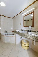 Muthu Silver Springs Hotel
