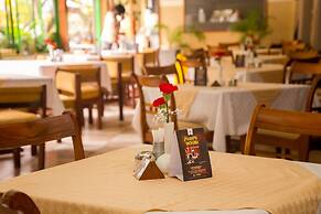 Muthu Silver Springs Hotel