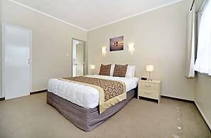 Takapuna Motor Lodge