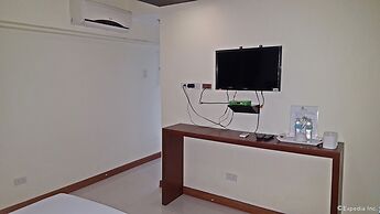 Palawan Palm Suites