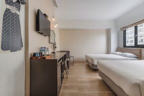 CHECK inn Express Kaohsiung Love River