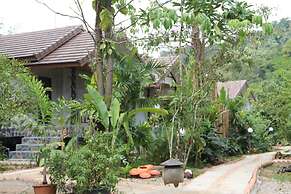 Khao Sok Green Valley Resort