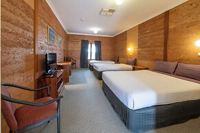 Mud Hut Motel