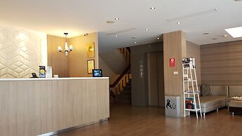 The Riverside Hotel Hengchun