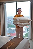 Midtown Hotel