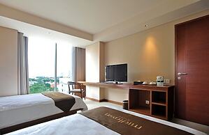 Midtown Hotel