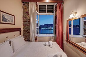 Aktaion Hotel