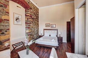 Aktaion Hotel