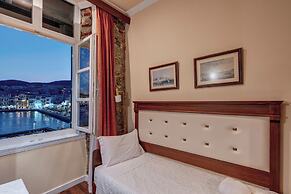 Aktaion Hotel