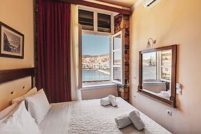 Aktaion Hotel