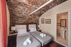 Aktaion Hotel