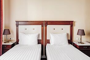Aktaion Hotel