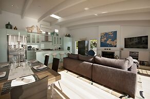 Cloud 9 Luxury Villa