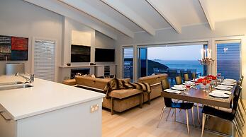 Cloud 9 Luxury Villa