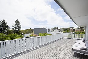 Seabreeze Hotel