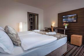 Hotel Satel