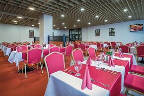 Hotel Satel