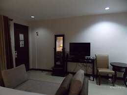The Suites at Calle Nueva