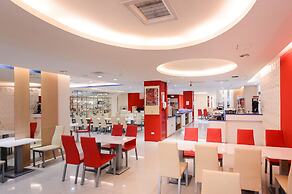 i-Deal Hotel