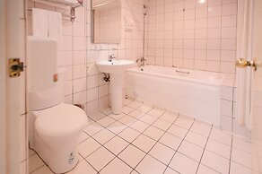 i-Deal Hotel